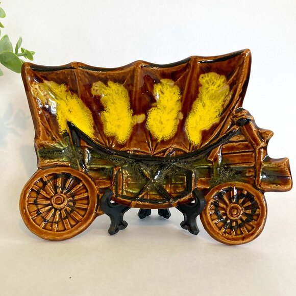 Vintage California Pottery Brown and Yellow Wagon Ashtray Trinket Tray - Picture 1 of 12